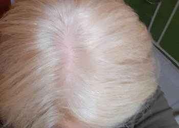 Cristina-inainte-de-Henna-Mandala-Blond-pe-par-alb