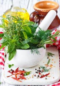 Rețete Henna – ingrediente care pot fi adăugate la henna pentru păr